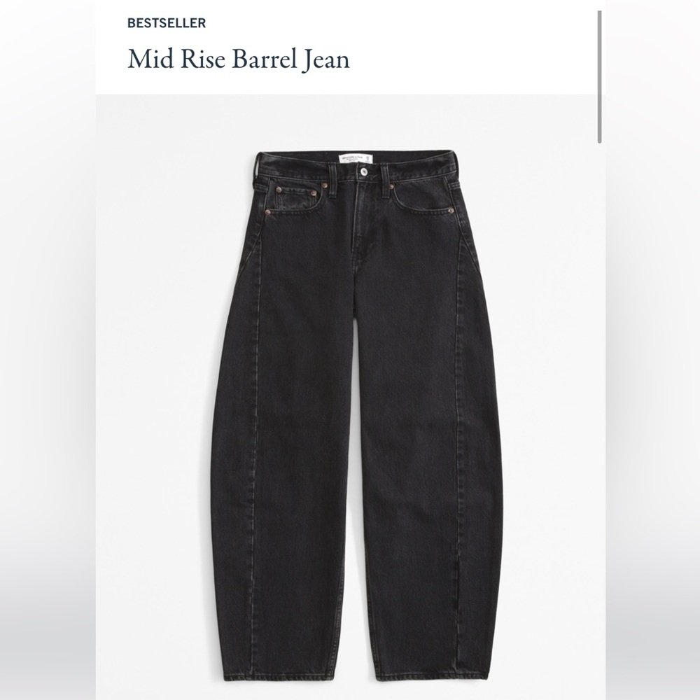 Abercrombie & Fitch Black Mid Rise Barrel Jeans size 29 (8R)